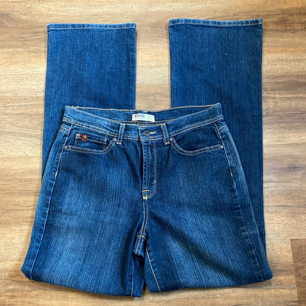 Jeanstar Women's Bootcut Leg Denim Jeans, Size 8 Mid-Rise, 5-Pocket